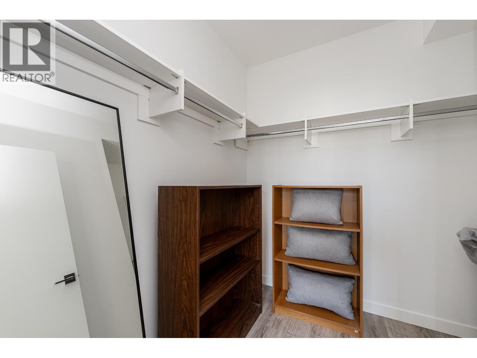 304 516 Foster Avenue, Coquitlam, British Columbia  V3J 0H8 - Photo 18 - R3082489