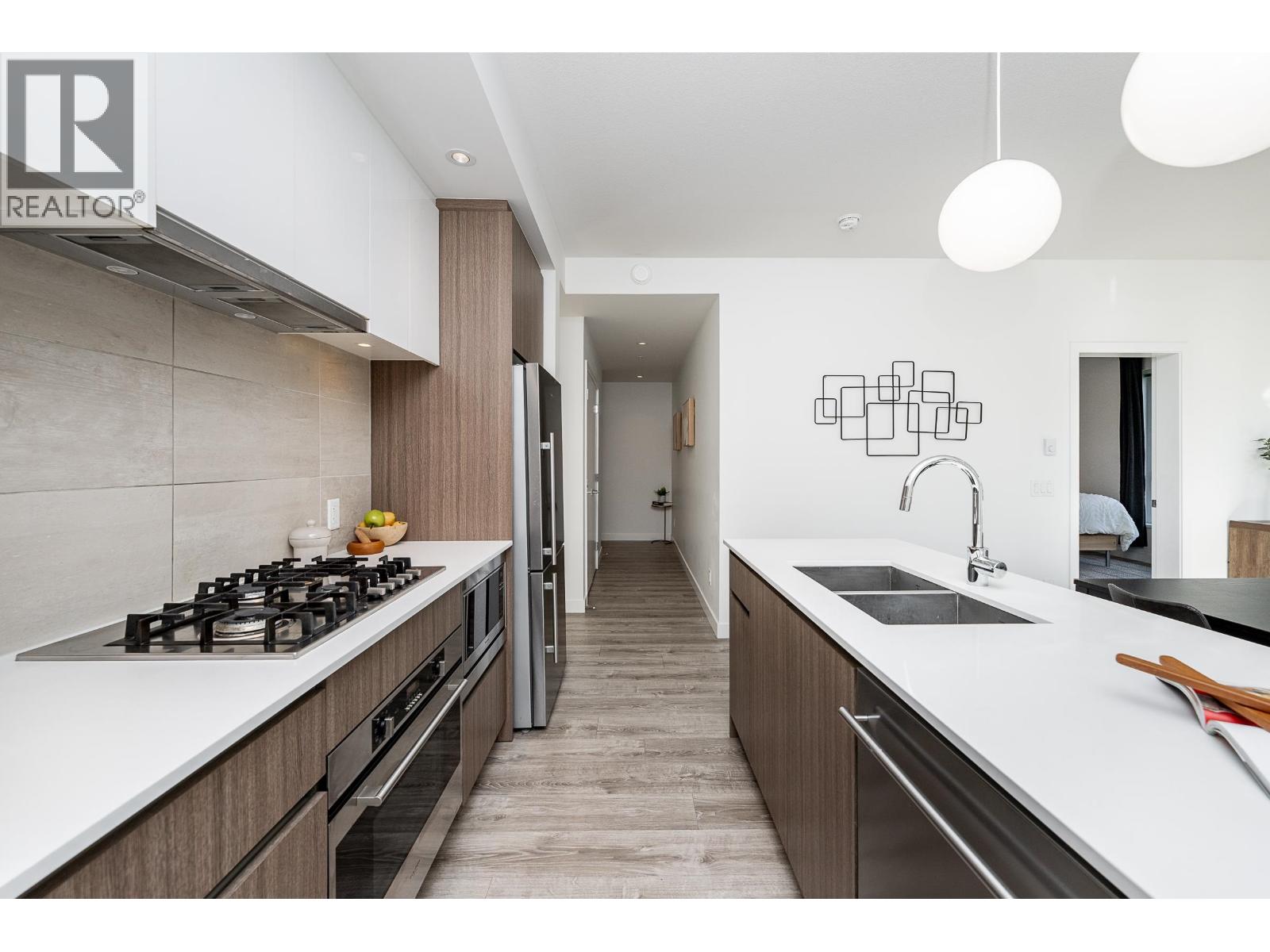 304 516 Foster Avenue, Coquitlam, British Columbia  V3J 0H8 - Photo 6 - R3082489