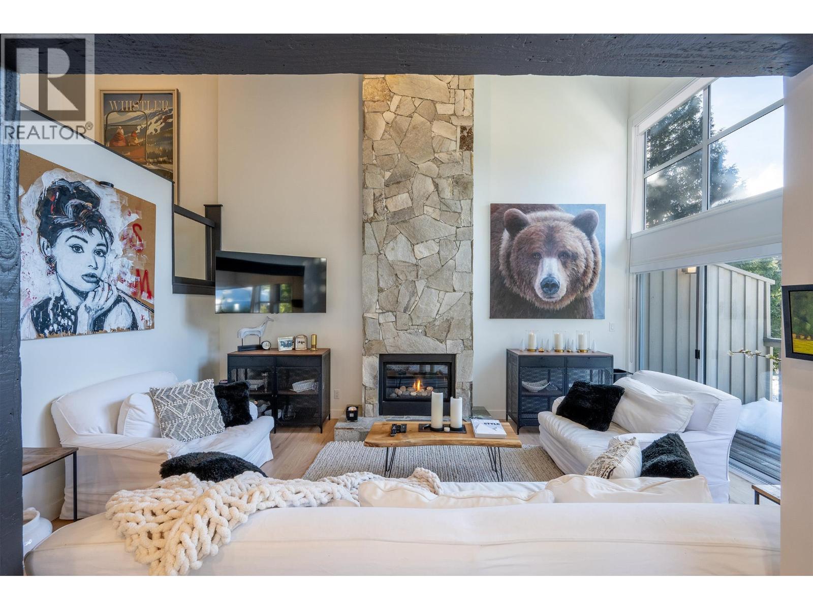 2219 Aspen Drive, Whistler, British Columbia  V8E 0A6 - Photo 1 - R3082507