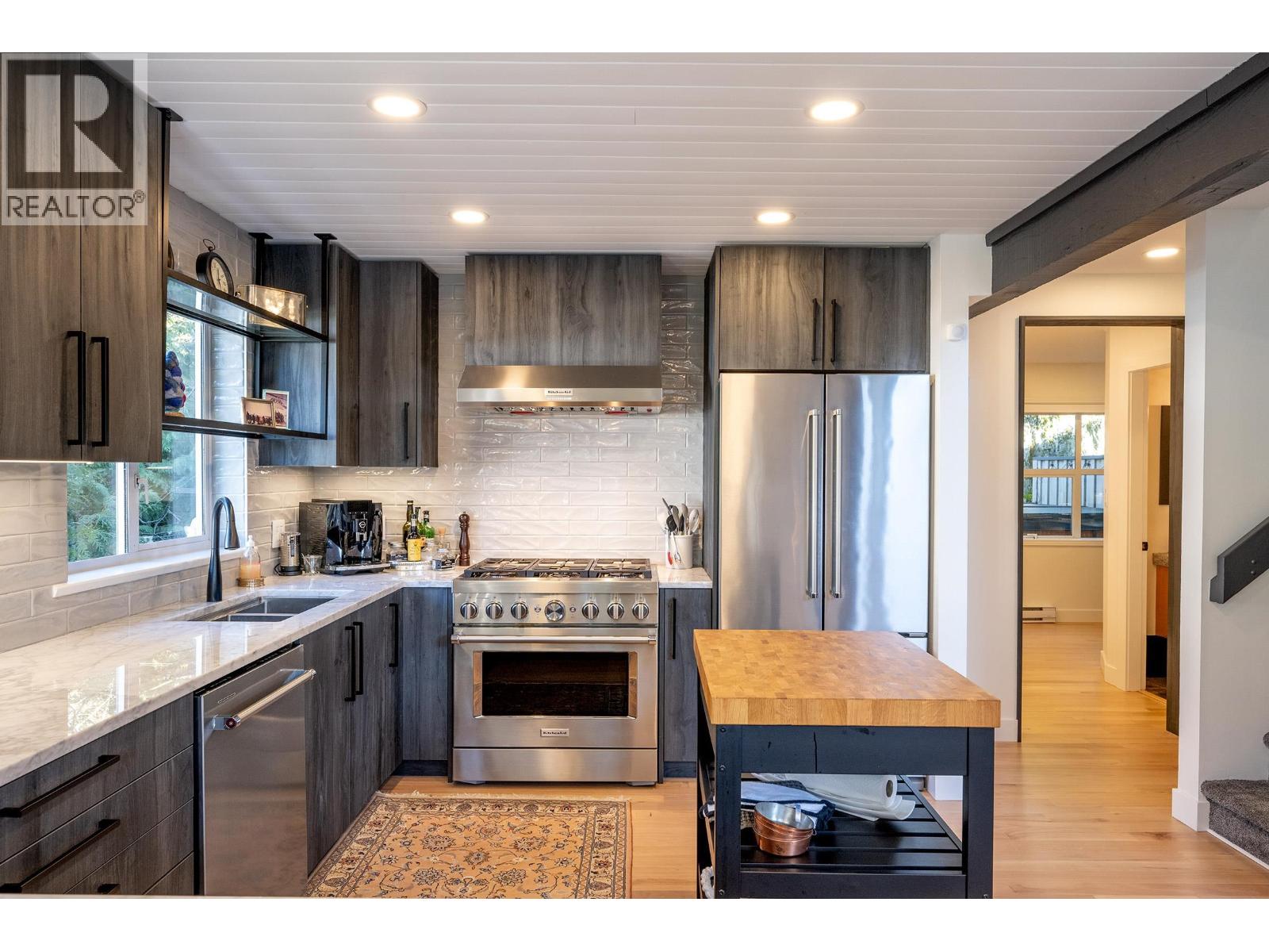 2219 Aspen Drive, Whistler, British Columbia  V8E 0A6 - Photo 8 - R3082507