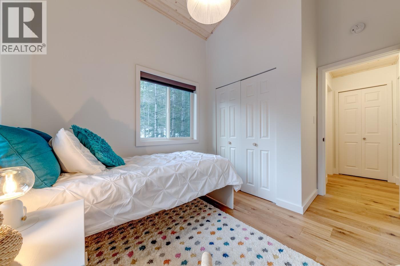 3273 Arbutus Drive, Whistler, British Columbia  V8E 0B8 - Photo 13 - R3082492