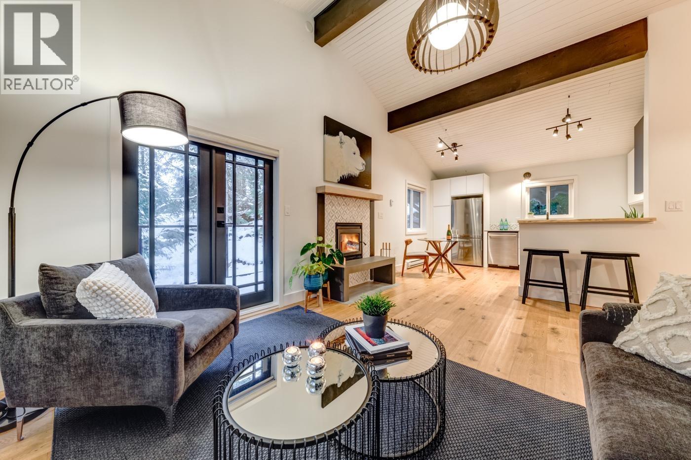 3273 Arbutus Drive, Whistler, British Columbia  V8E 0B8 - Photo 5 - R3082492