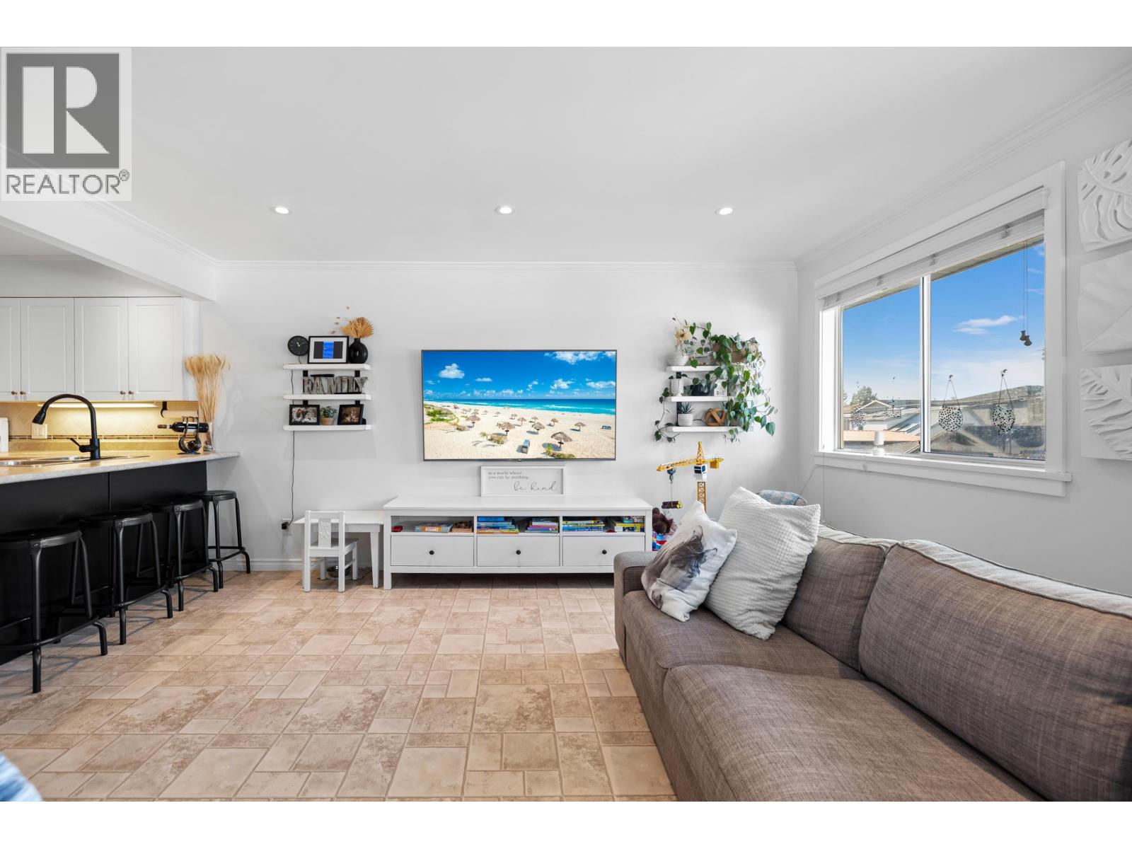 6529 Dawson Street, Vancouver, British Columbia V5S 2W2 - Photo 16 - R3082497