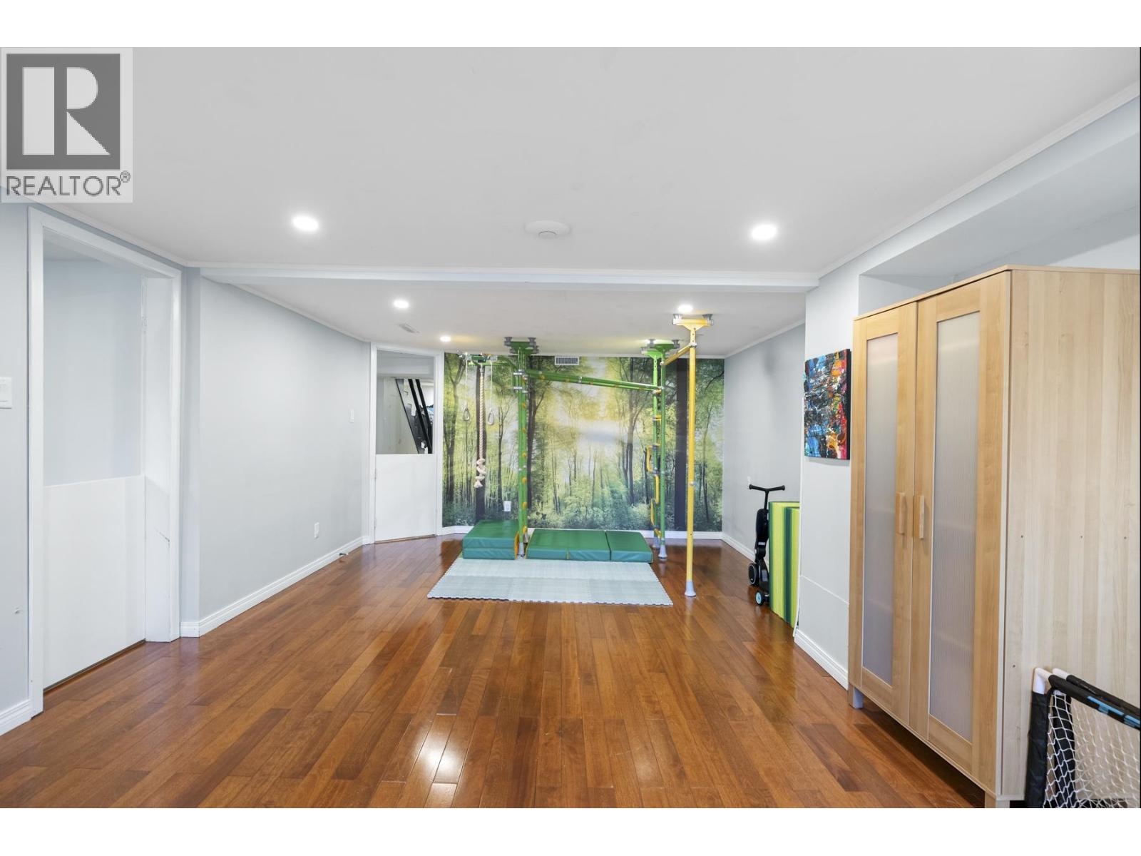 6529 Dawson Street, Vancouver, British Columbia V5S 2W2 - Photo 25 - R3082497