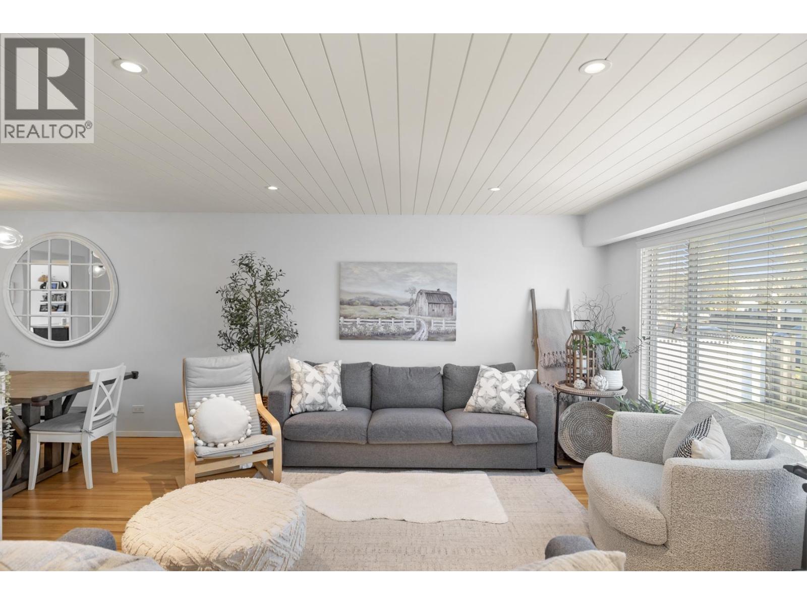 6529 Dawson Street, Vancouver, British Columbia V5S 2W2 - Photo 6 - R3082497