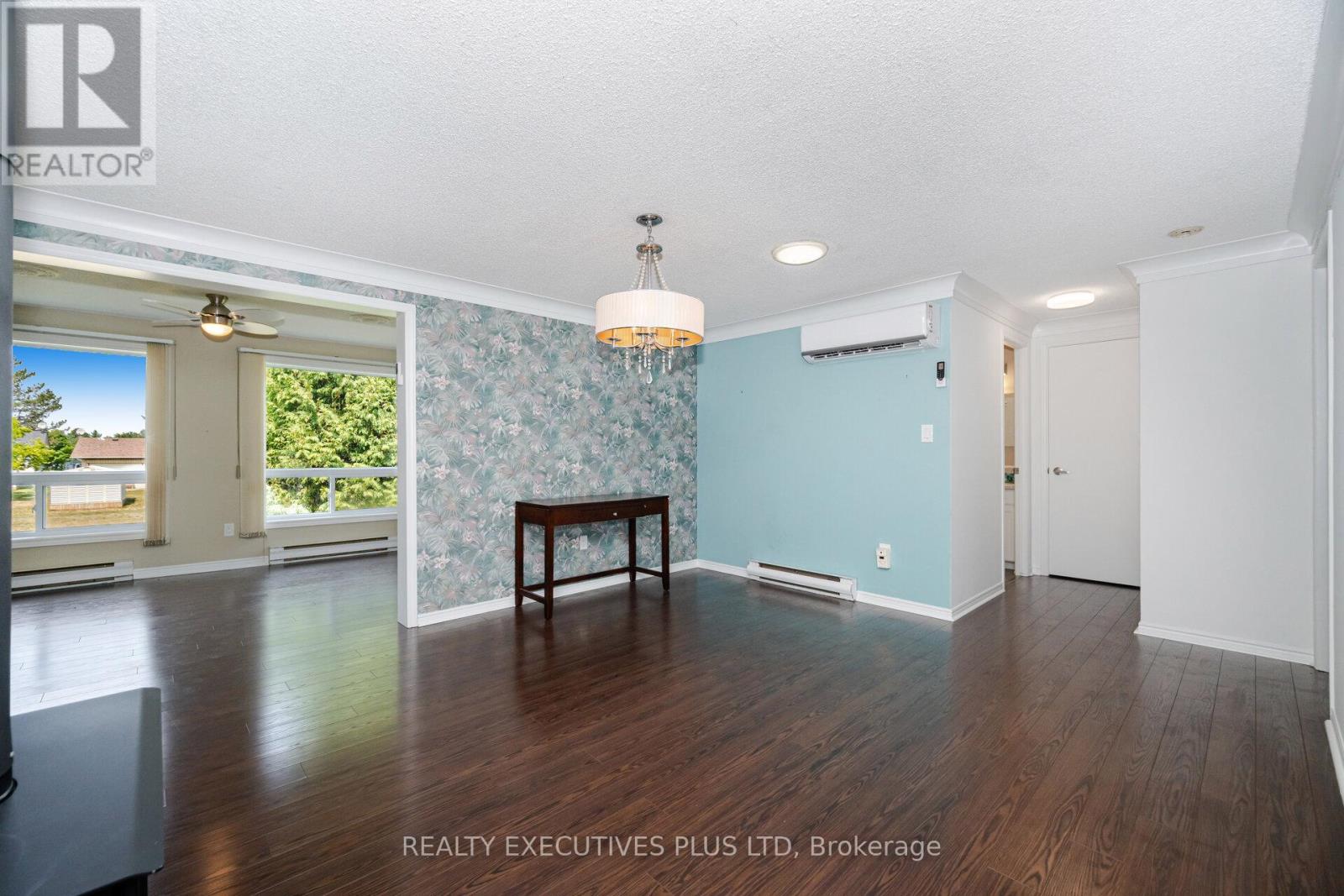 112 Tecumseth Pines Drive, New Tecumseth, Ontario  L0G 1W0 - Photo 12 - N12722946