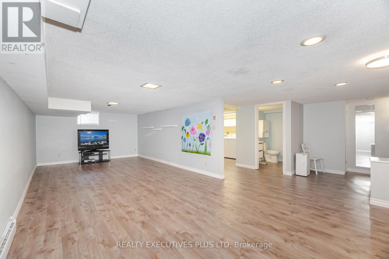 112 Tecumseth Pines Drive, New Tecumseth, Ontario  L0G 1W0 - Photo 25 - N12722946