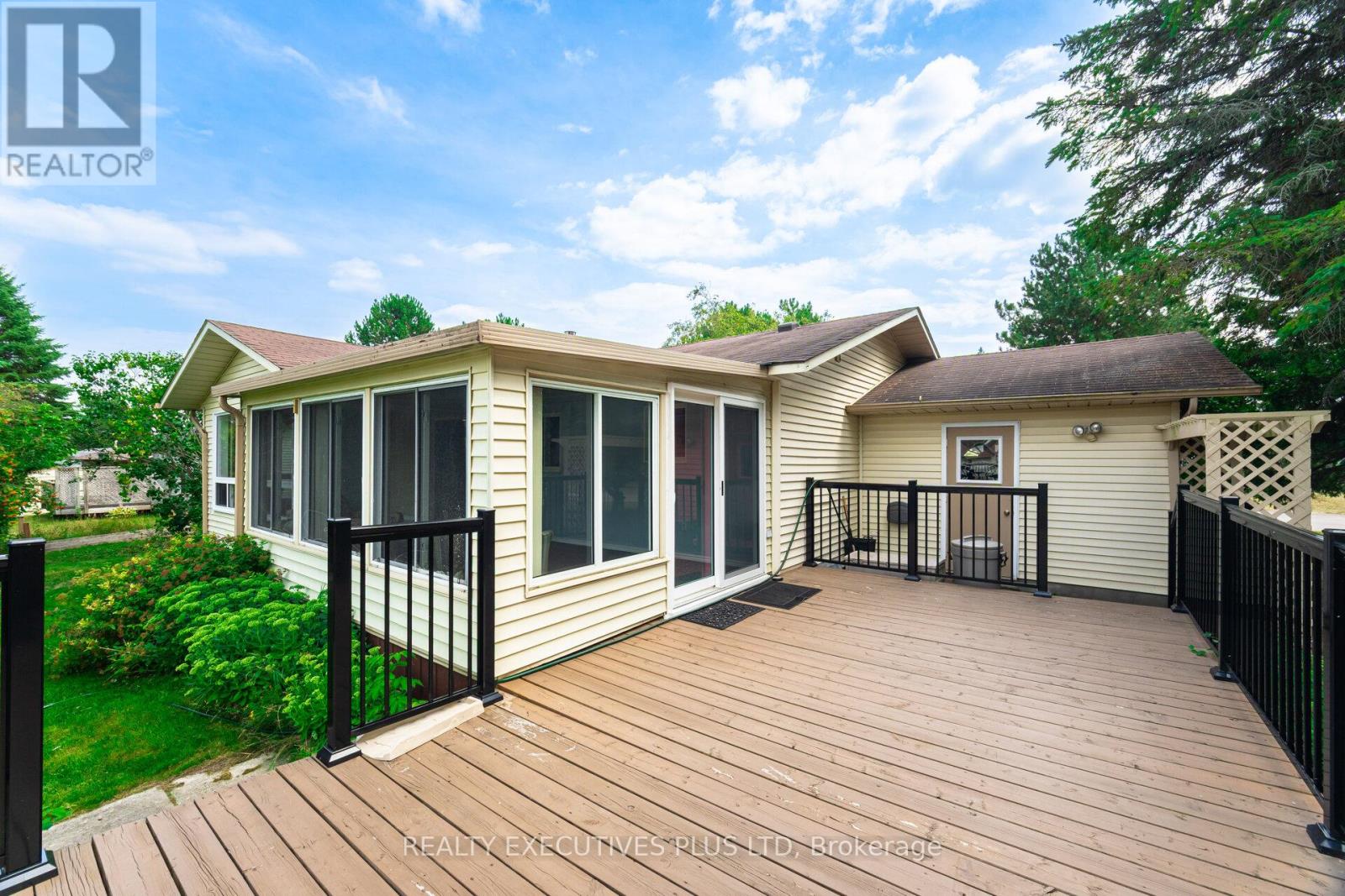 112 Tecumseth Pines Drive, New Tecumseth, Ontario  L0G 1W0 - Photo 32 - N12722946