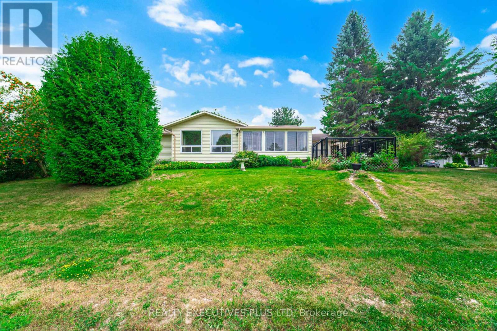 112 Tecumseth Pines Drive, New Tecumseth, Ontario  L0G 1W0 - Photo 33 - N12722946