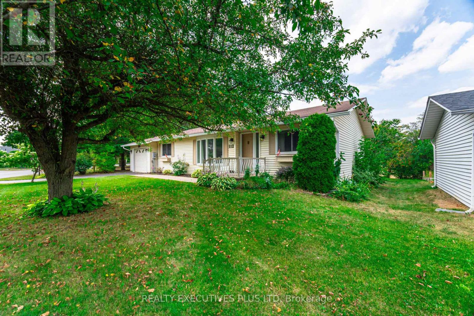 112 Tecumseth Pines Drive, New Tecumseth, Ontario  L0G 1W0 - Photo 4 - N12722946