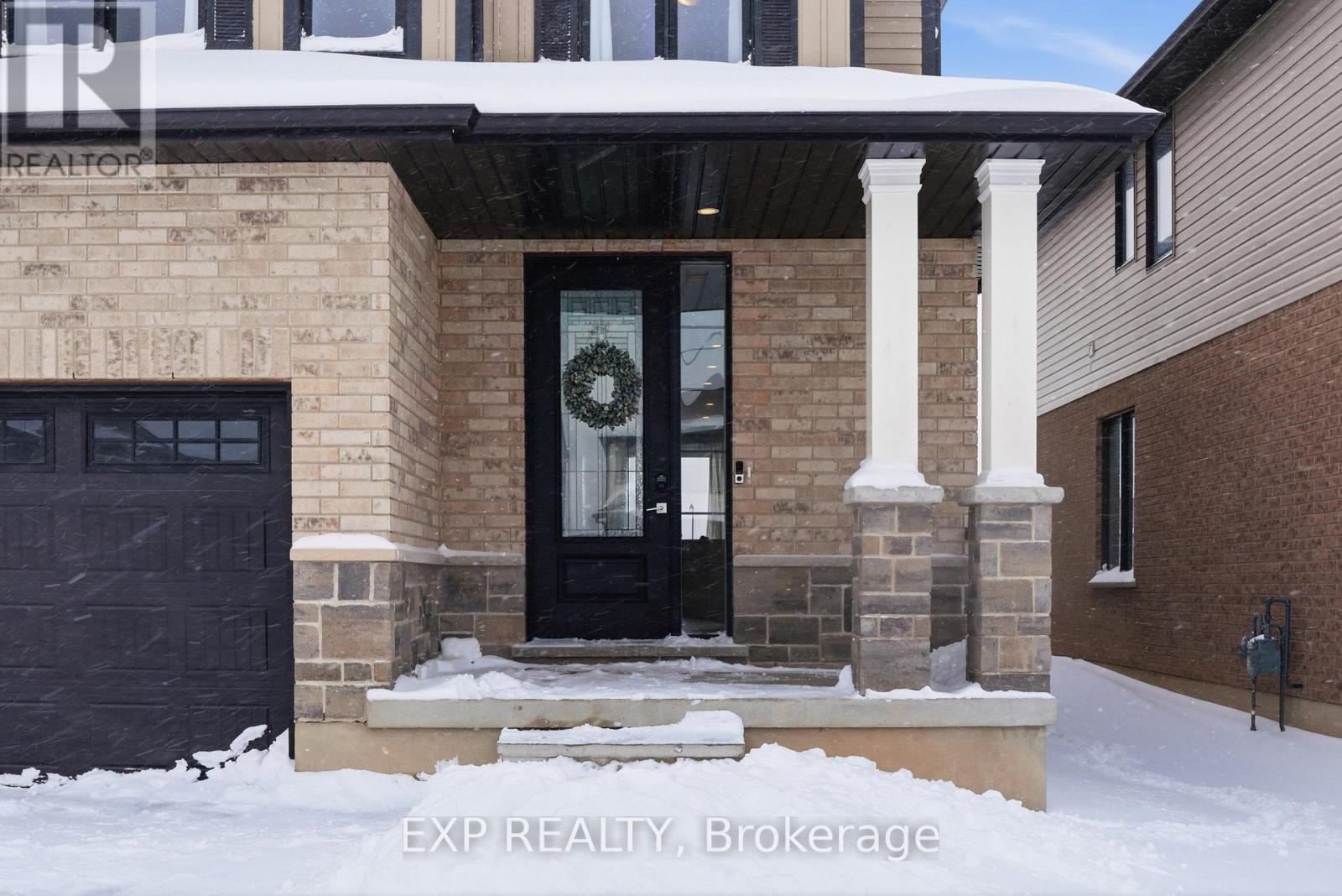 31 Miranda Path, Woolwich, Ontario  N3B 2C6 - Photo 3 - X12722936