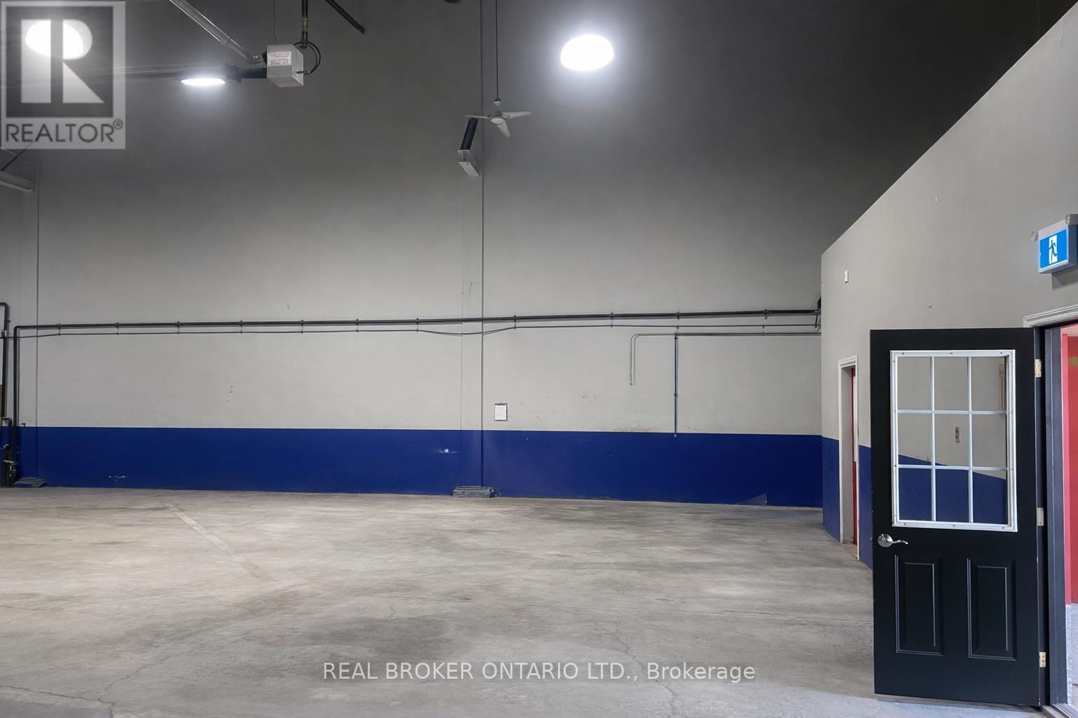 1 - 4256 Carroll Avenue, Niagara Falls, Ontario  L2E 7J2 - Photo 6 - X12722938