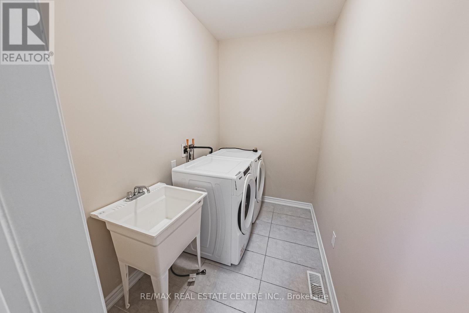 7 - 166 Deerpath Drive, Guelph, Ontario  N1K 0E2 - Photo 31 - X12722958