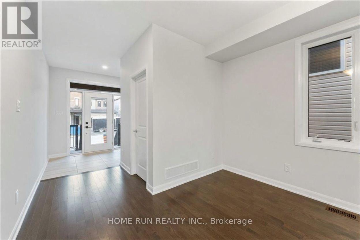 106 Lynn Coulter Street, Ottawa, Ontario  K2J 7C5 - Photo 2 - X12723018