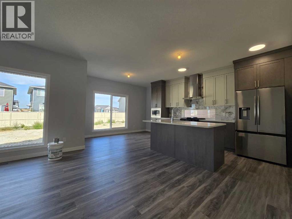 512 Baywater Manor Sw, Airdrie, Alberta  T4B 5R5 - Photo 10 - A2269934