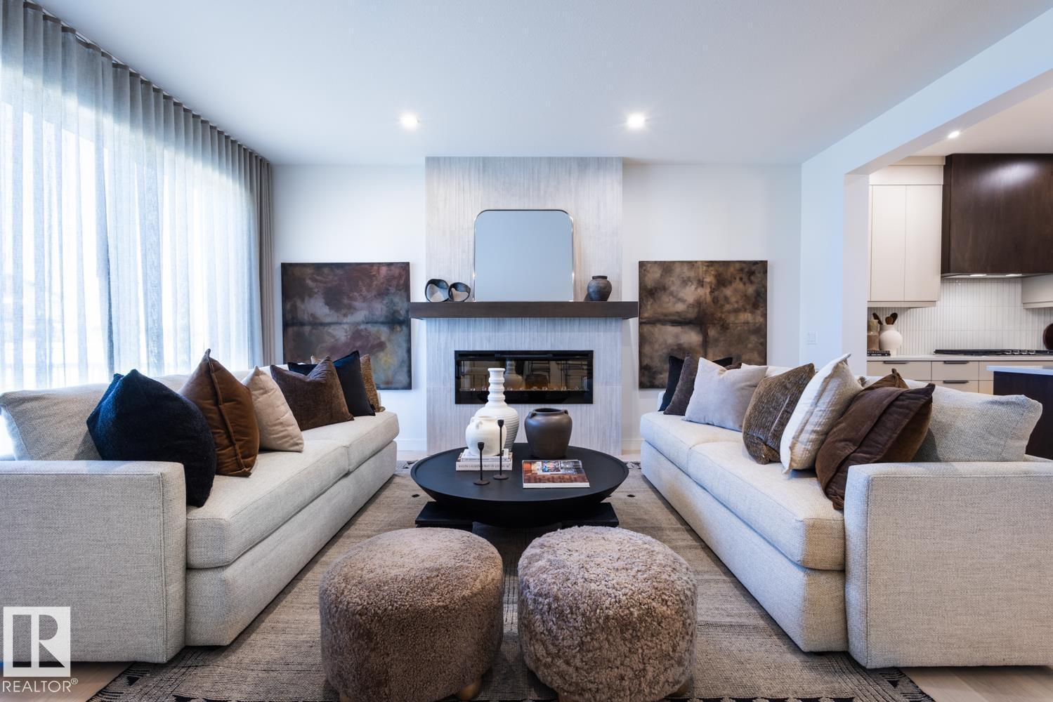 2327 Muckleplum Link Li Sw, Edmonton, Alberta  T6X 3J9 - Photo 3 - E4470843