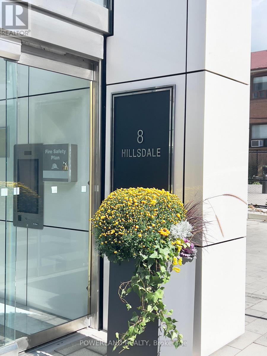 739 - 8 HILLSDALE AVENUE E, Toronto, Ontario