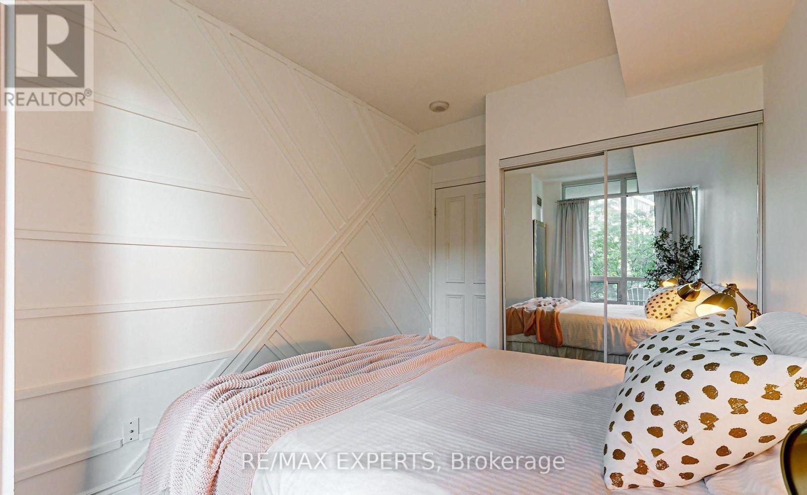 355 - 209 Fort York Boulevard, Toronto, Ontario  M5V 4A1 - Photo 29 - C12722978