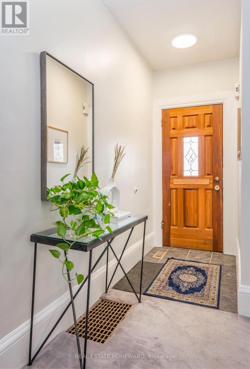 487 Davisville Avenue, Toronto, Ontario  M4S 1J2 - Photo 3 - C12722984