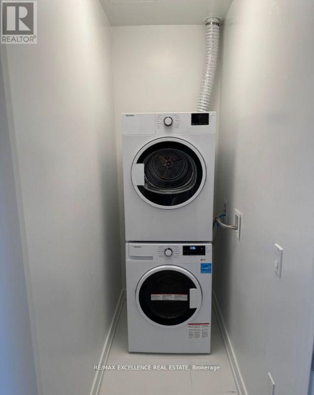 1905 - 117 Broadway Avenue, Toronto, Ontario  M4P 1V3 - Photo 6 - C12722998