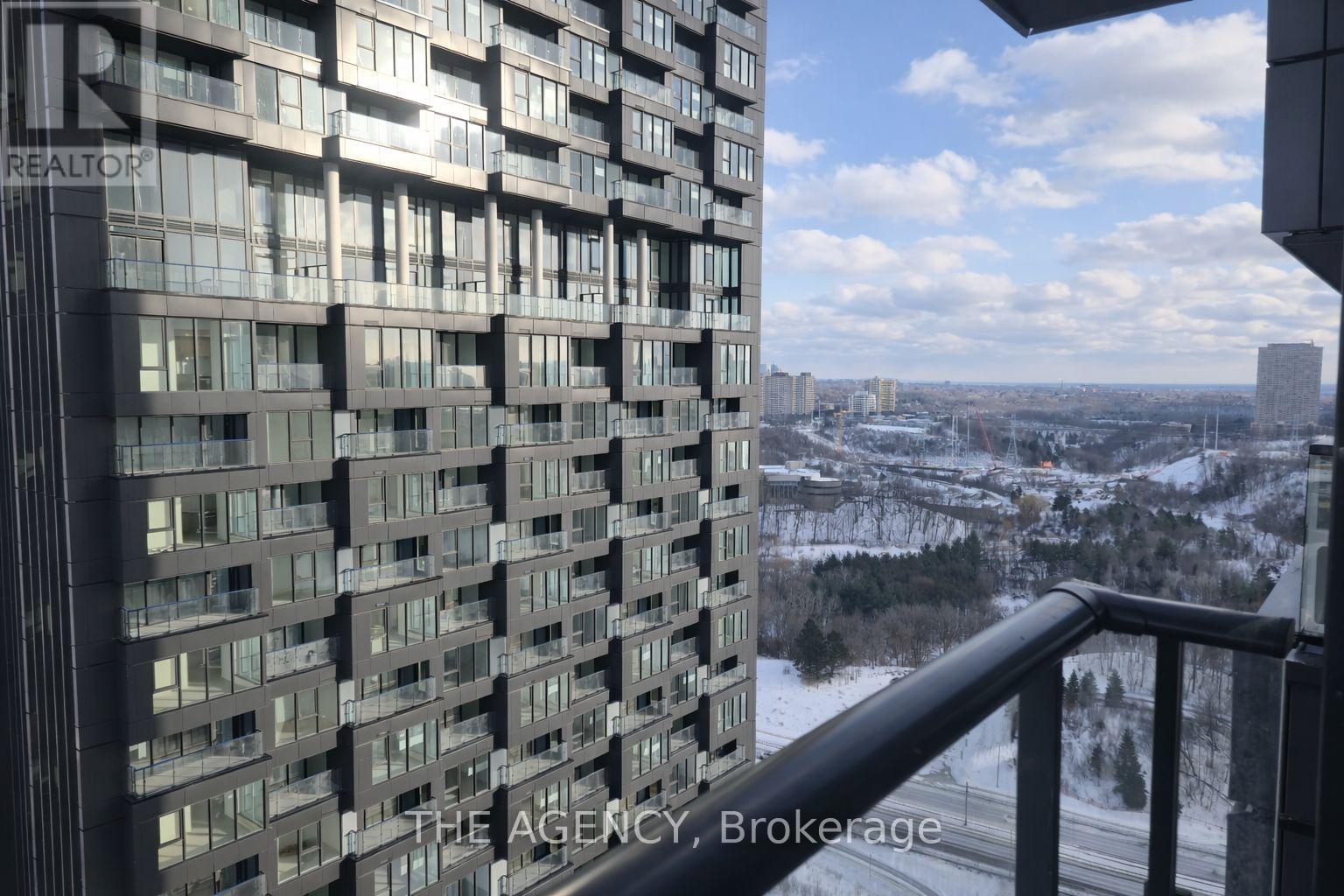 1 QUARRINGTON LANE, Toronto, Ontario