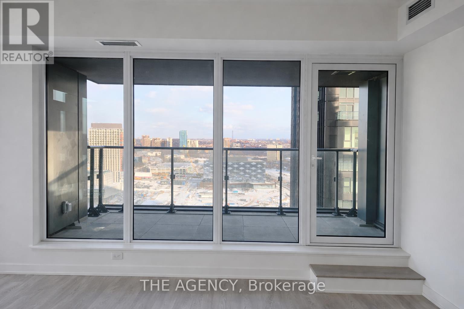 1 Quarrington Lane, Toronto, Ontario  M3C 0S4 - Photo 7 - C12723014