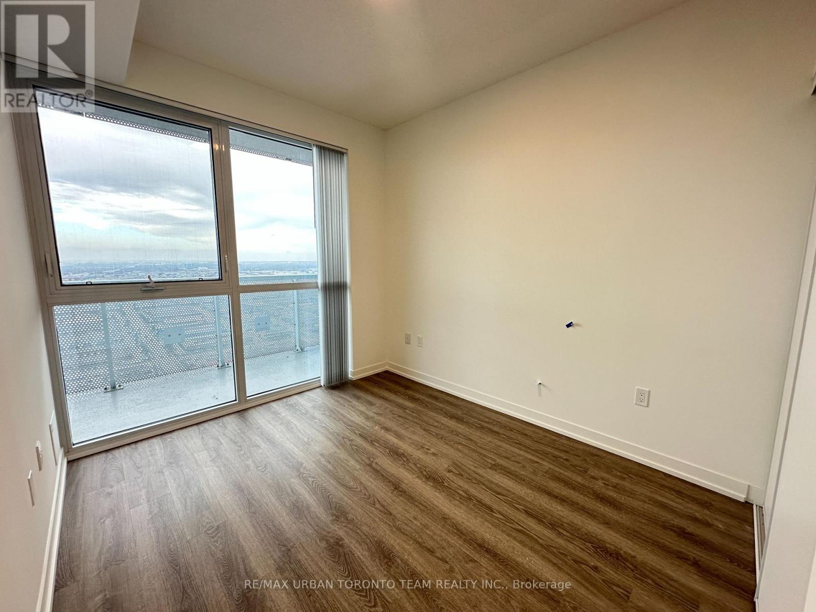 5105 - 8 Interchange Way, Vaughan, Ontario  L4K 5Z7 - Photo 7 - N12723006