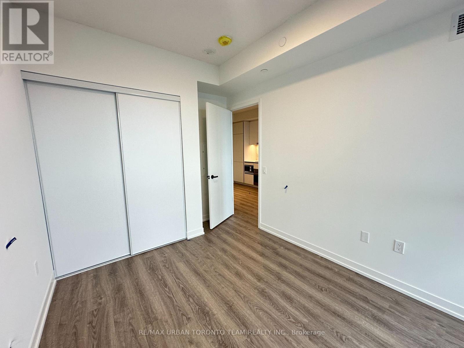 5105 - 8 Interchange Way, Vaughan, Ontario  L4K 5Z7 - Photo 8 - N12723006