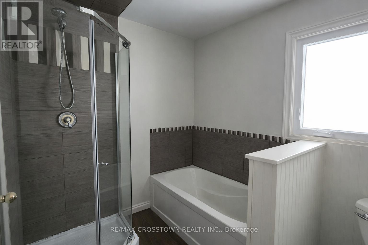 56 Elmer Avenue, Orillia, Ontario  L3V 2S7 - Photo 7 - S12722976