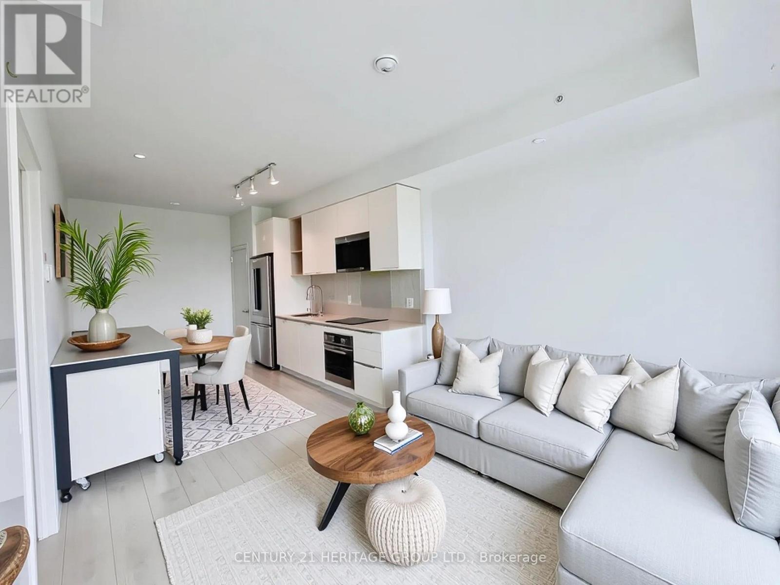 1403 - 39 Mary Street, Barrie, Ontario  L4N 1S9 - Photo 2 - S12722990