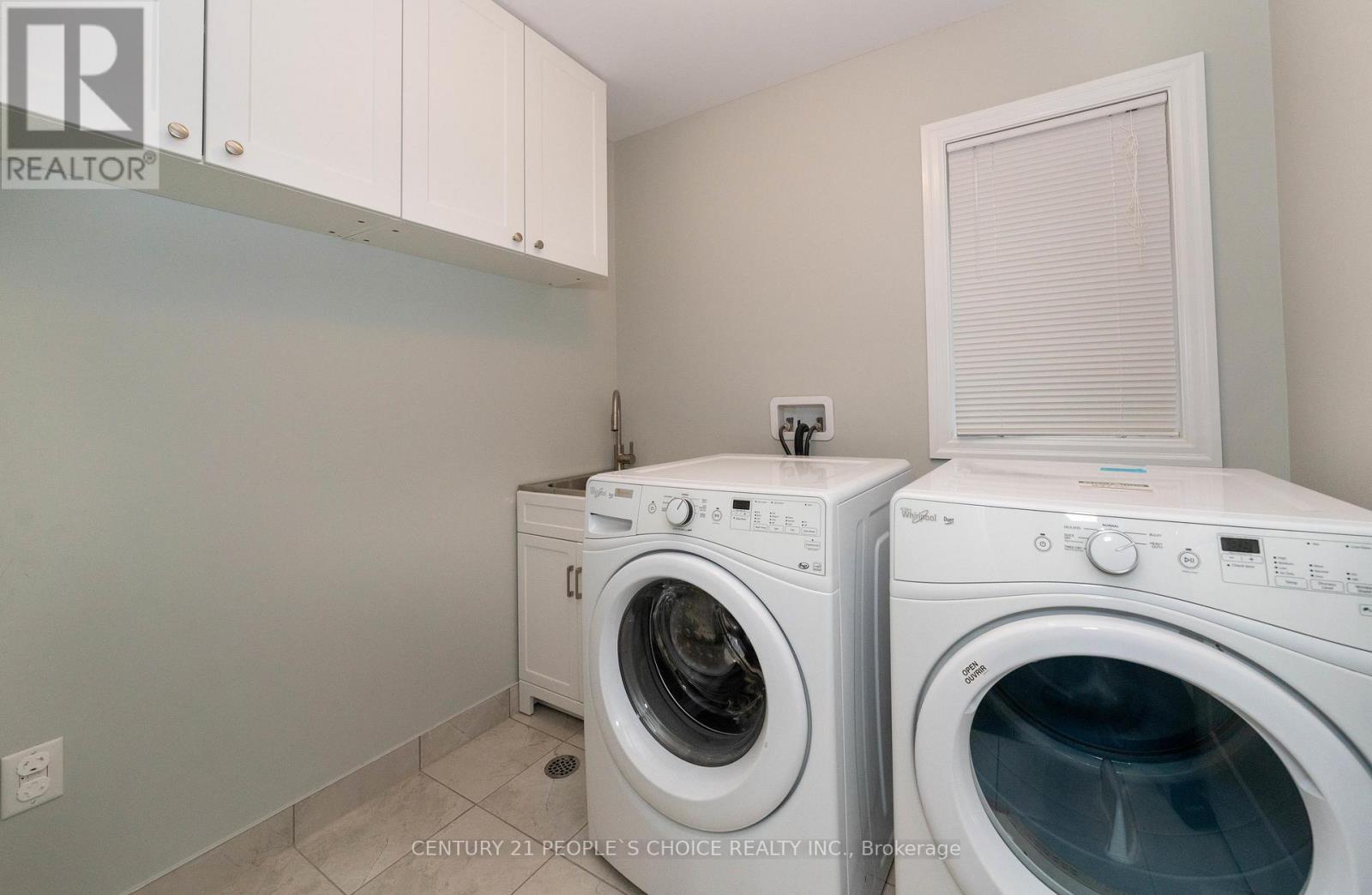 381 Dahlia Trail, Oakville, Ontario  L6M 1L4 - Photo 22 - W12722982