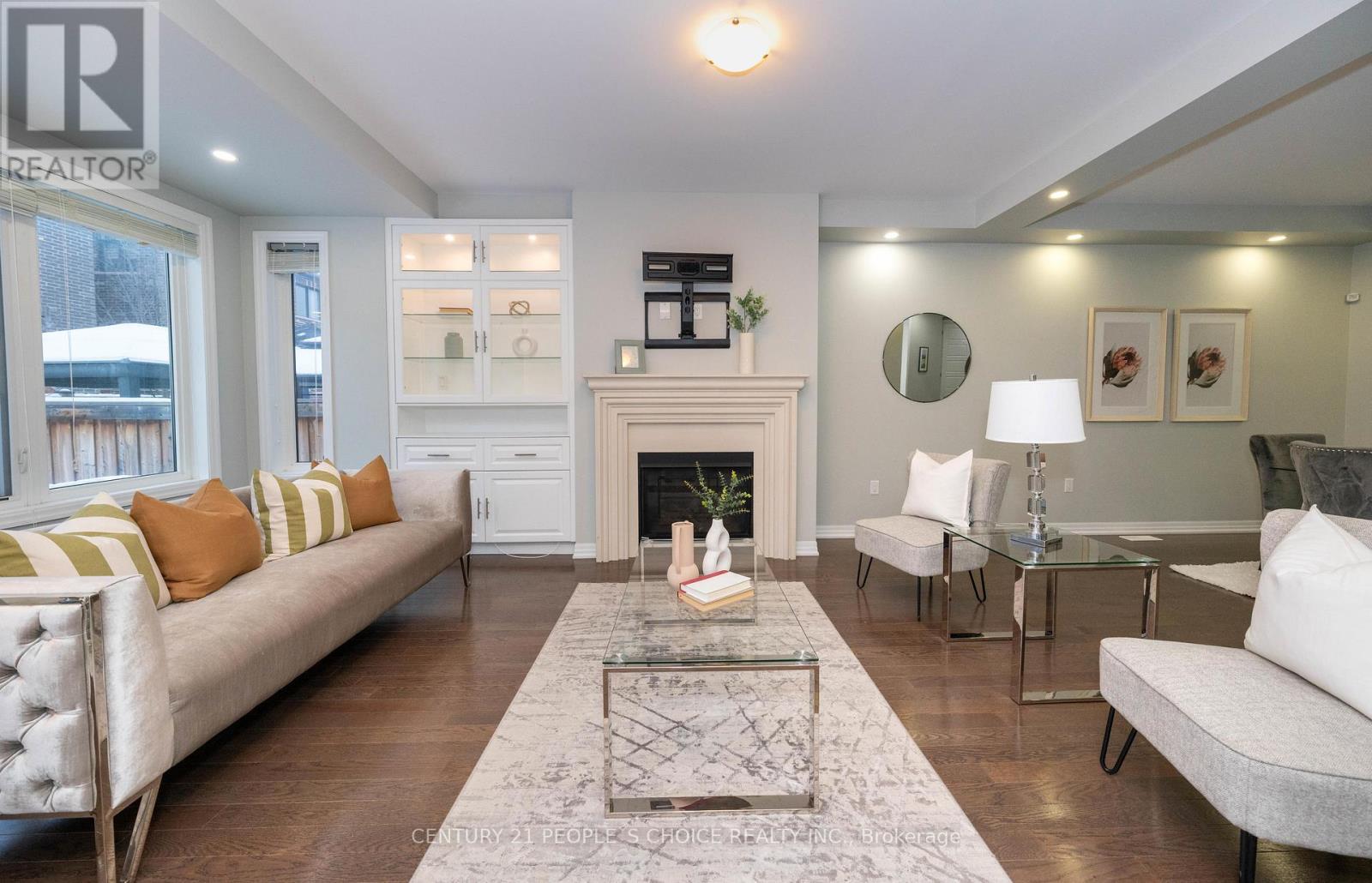 381 Dahlia Trail, Oakville, Ontario  L6M 1L4 - Photo 7 - W12722982