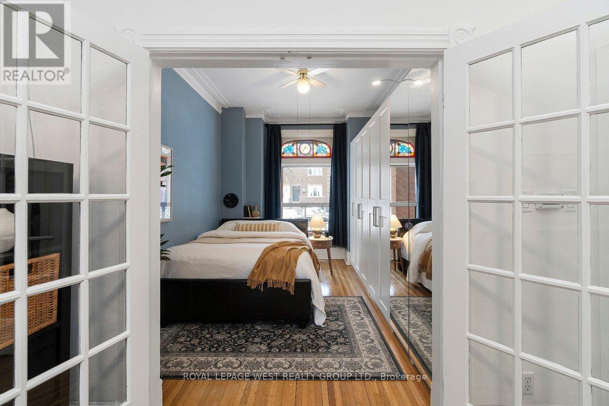 25 Westmoreland Avenue, Toronto, Ontario  M6H 2Z6 - Photo 11 - W12723020