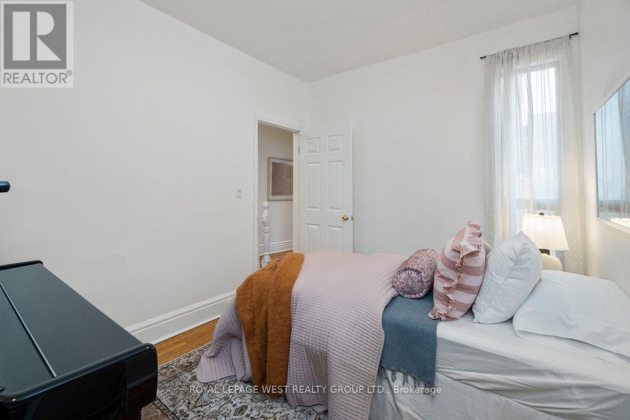 25 Westmoreland Avenue, Toronto, Ontario  M6H 2Z6 - Photo 30 - W12723020