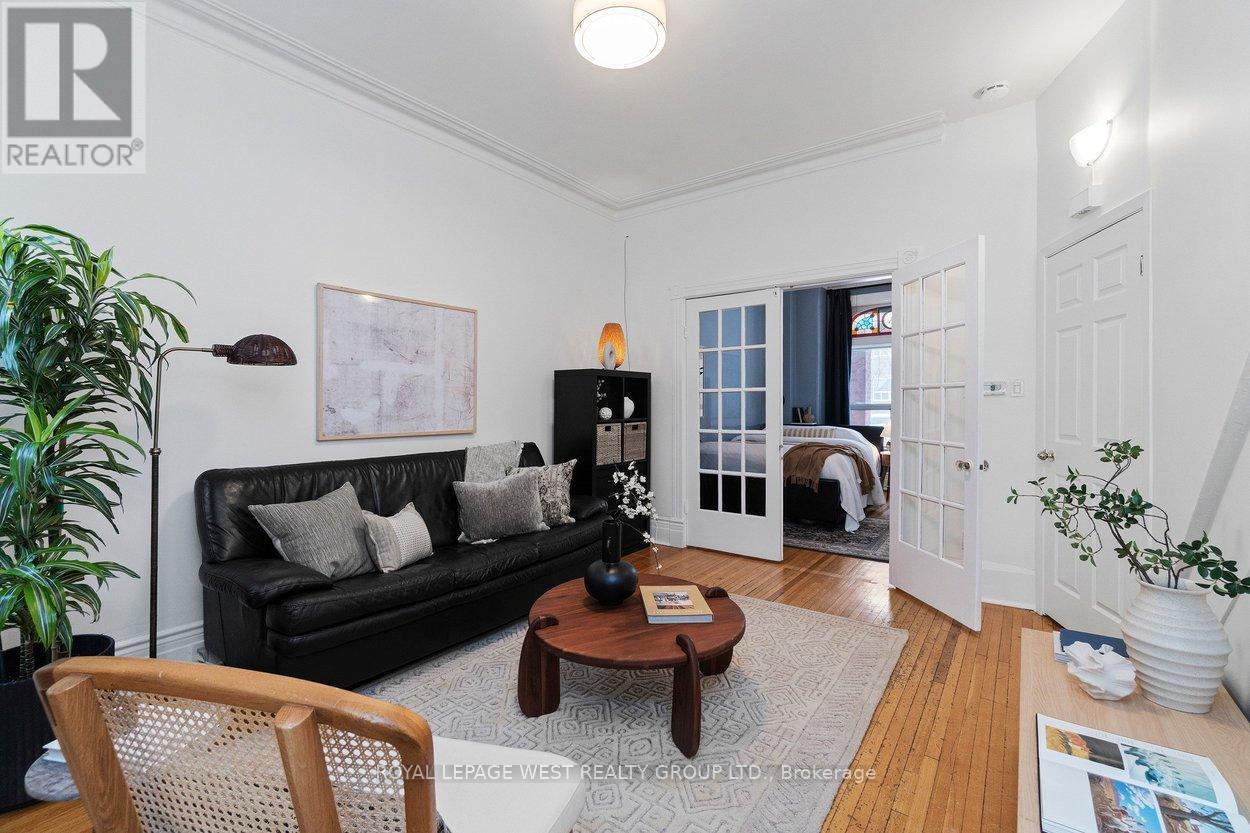 25 Westmoreland Avenue, Toronto, Ontario  M6H 2Z6 - Photo 5 - W12723020