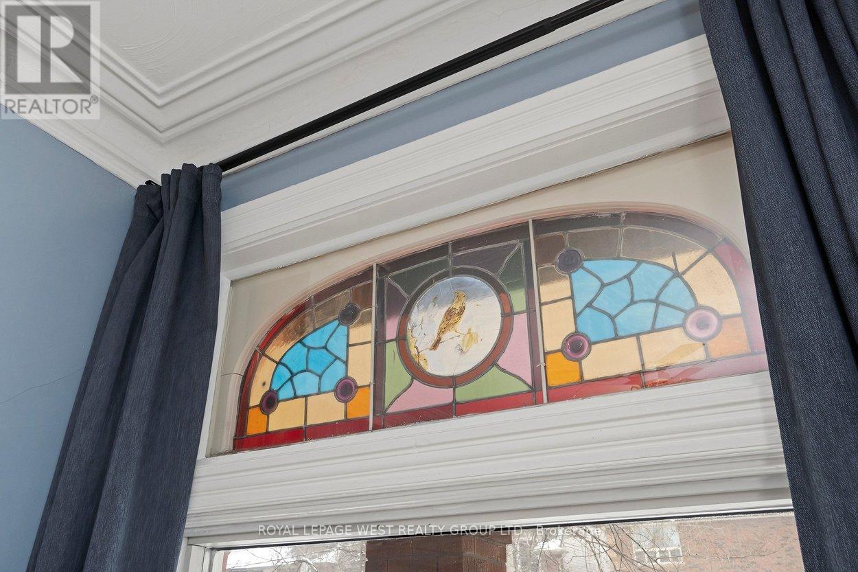 25 Westmoreland Avenue, Toronto, Ontario  M6H 2Z6 - Photo 9 - W12723020