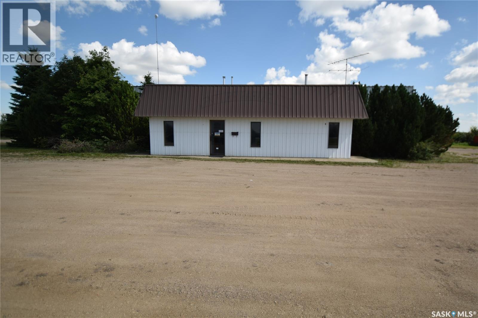 130 2 Highway, Cudworth, Saskatchewan  S0K 1B0 - Photo 2 - SK027299