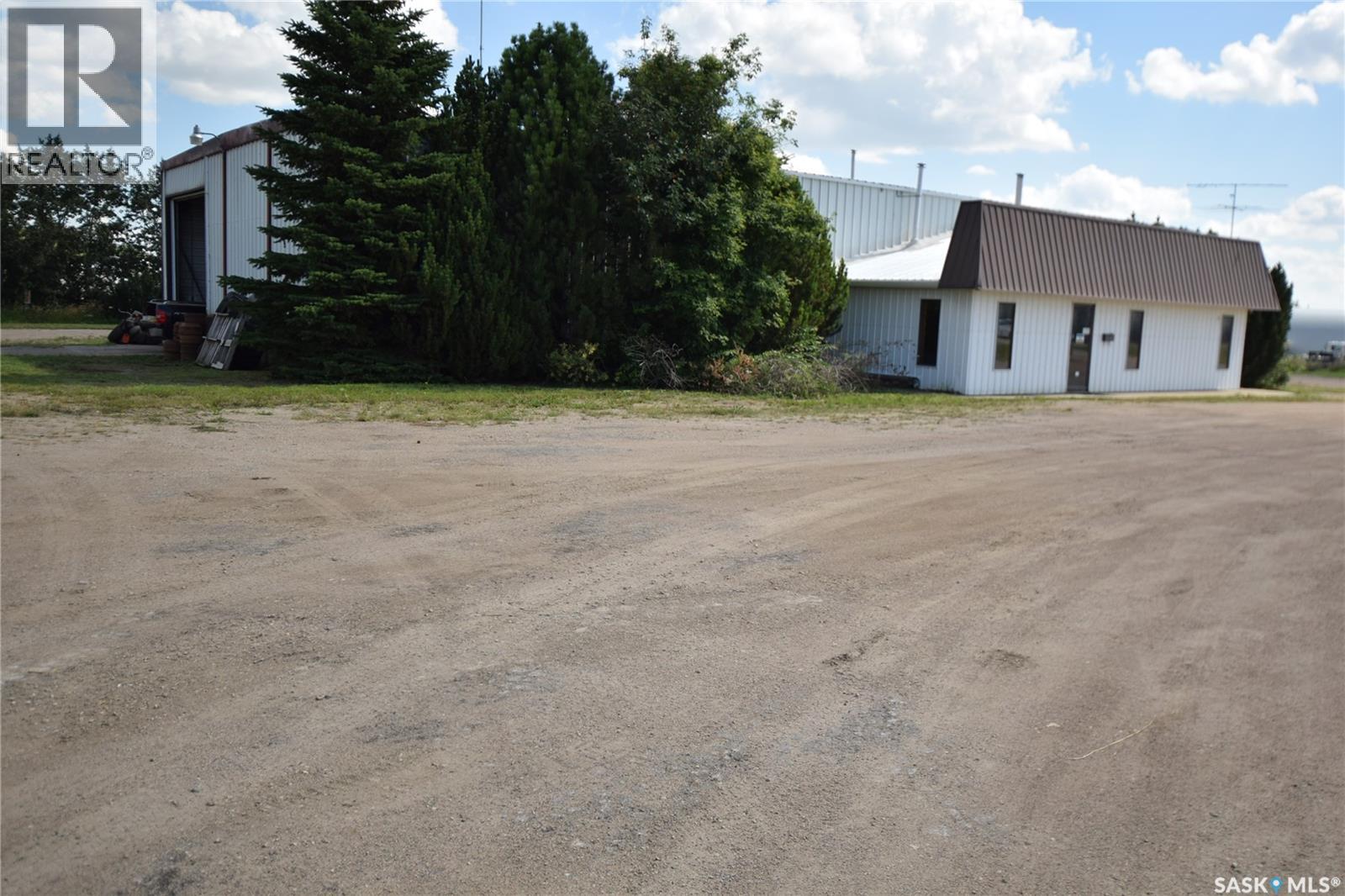 130 2 Highway, Cudworth, Saskatchewan  S0K 1B0 - Photo 6 - SK027299