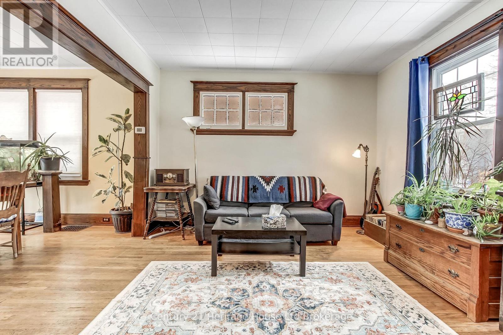 509 Hatch Street, Woodstock, Ontario  N4S 1N4 - Photo 4 - X12723046