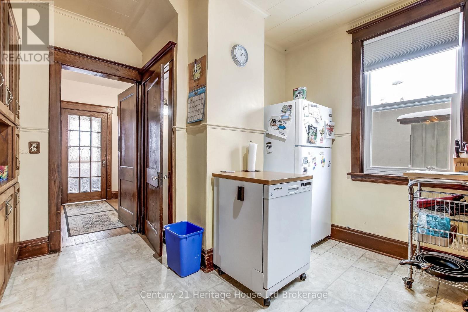 509 Hatch Street, Woodstock, Ontario  N4S 1N4 - Photo 8 - X12723046