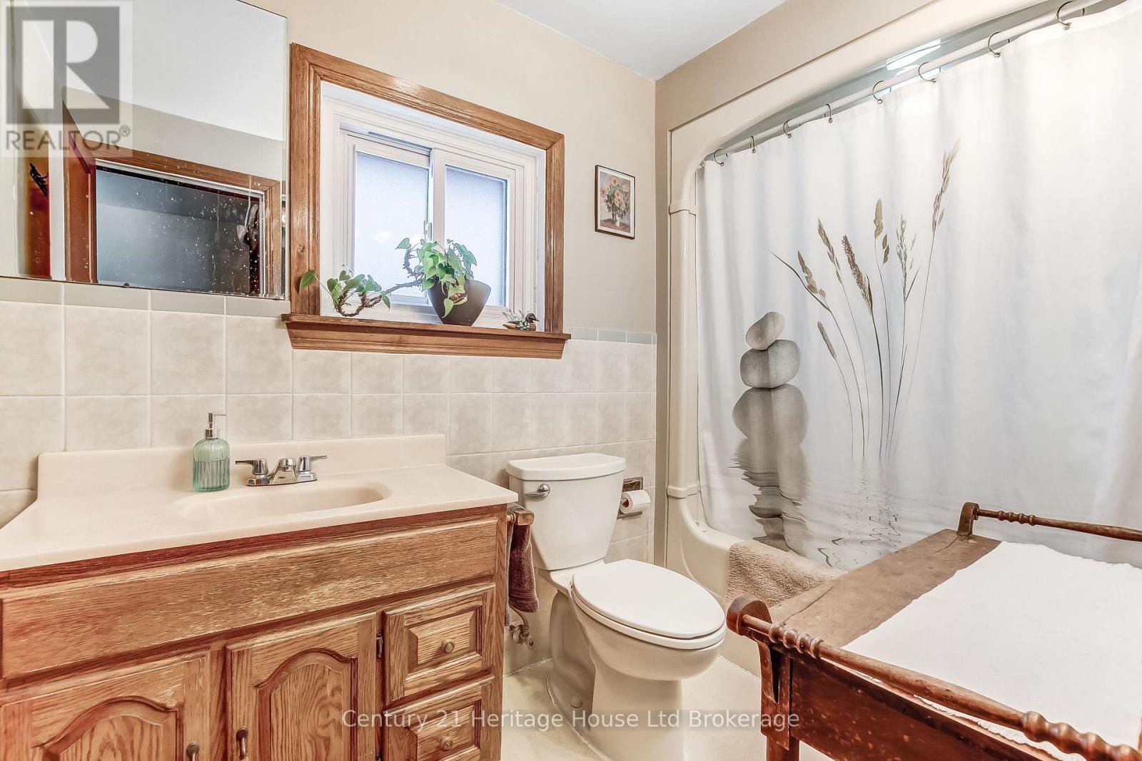 509 Hatch Street, Woodstock, Ontario  N4S 1N4 - Photo 9 - X12723046