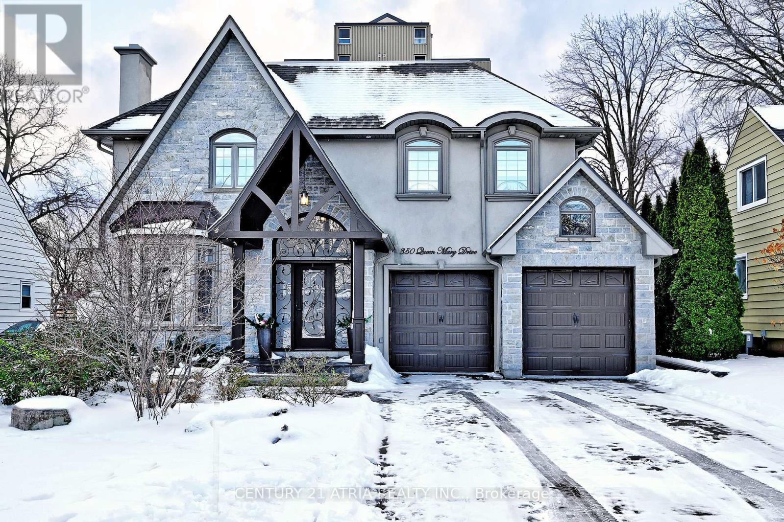 350 QUEEN MARY DRIVE, Oakville, Ontario