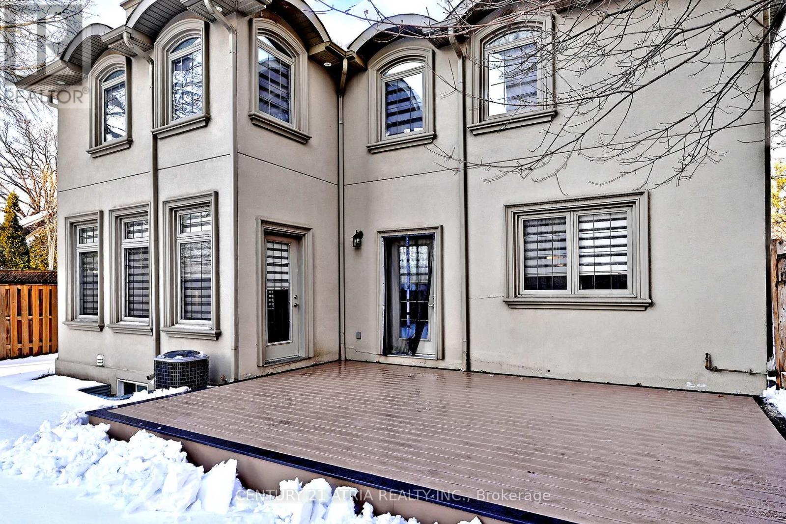 350 Queen Mary Drive, Oakville, Ontario  L6K 3L8 - Photo 49 - W12720272