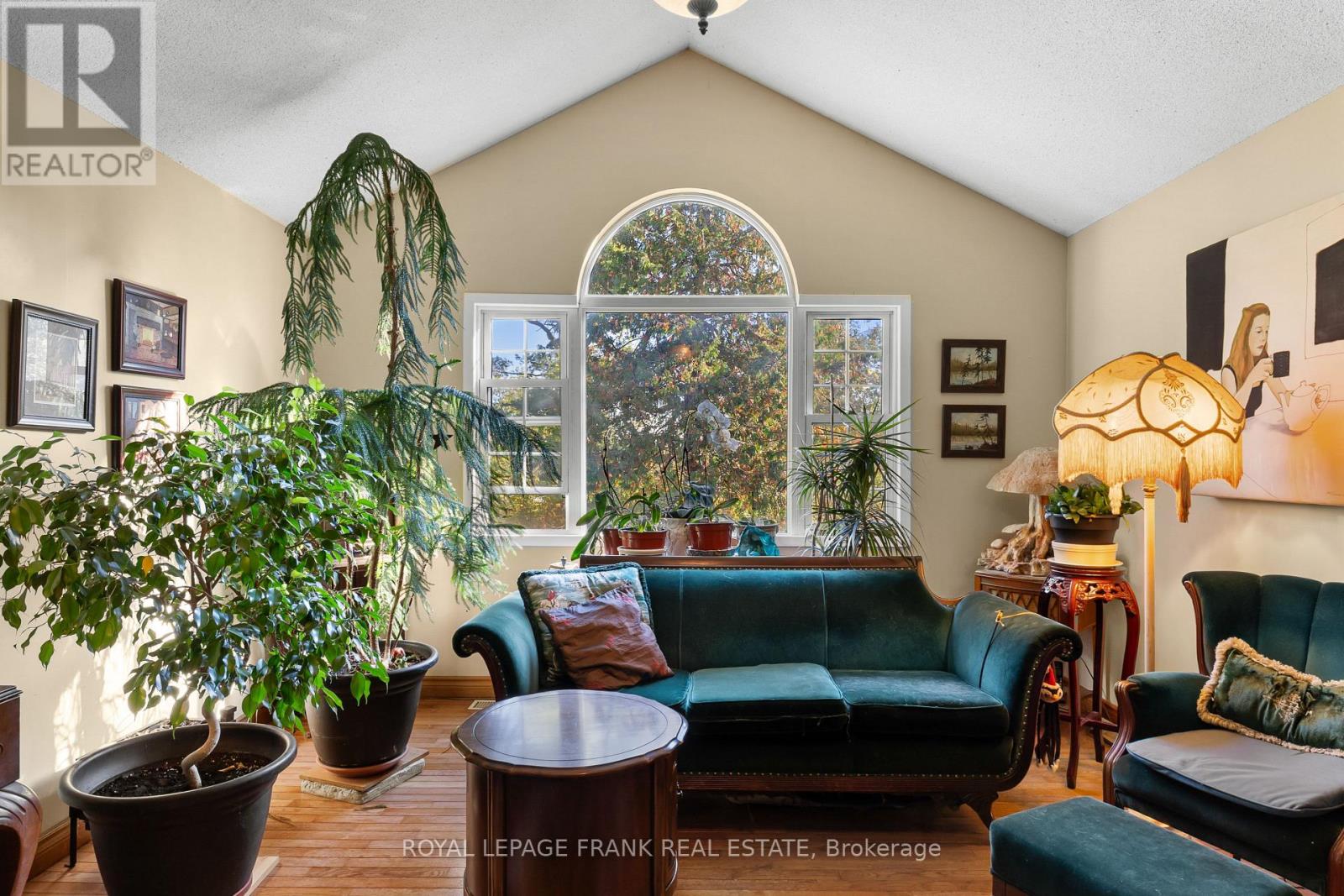 2269 Thurstonia Road, Kawartha Lakes, Ontario  K0M 1L0 - Photo 5 - X12699608