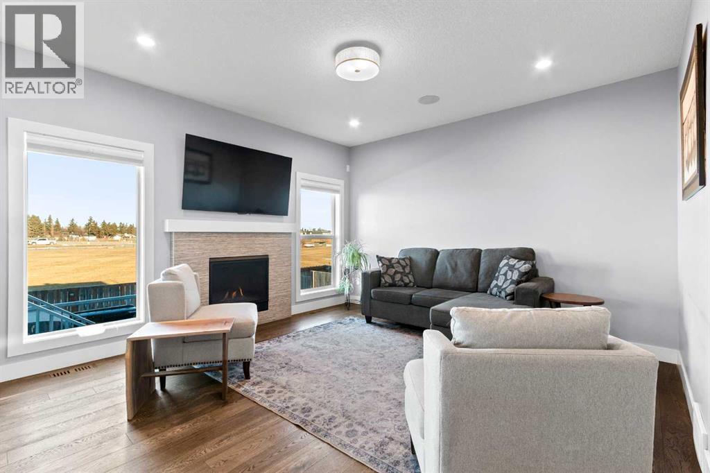 1447 Aldrich Place, Carstairs, Alberta  T0M 0N0 - Photo 7 - A2280025