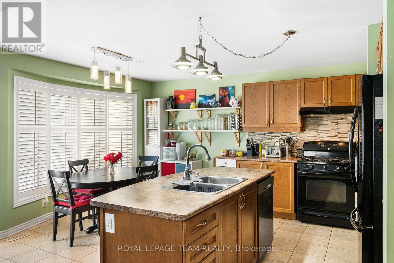 3022 Freshwater Way, Ottawa, Ontario  K2J 3V5 - Photo 11 - X12723028