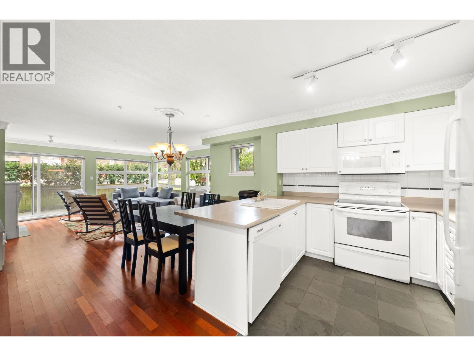 104 2815 Yew Street, Vancouver, British Columbia V6K 3H6 - Photo 10 - R3082509