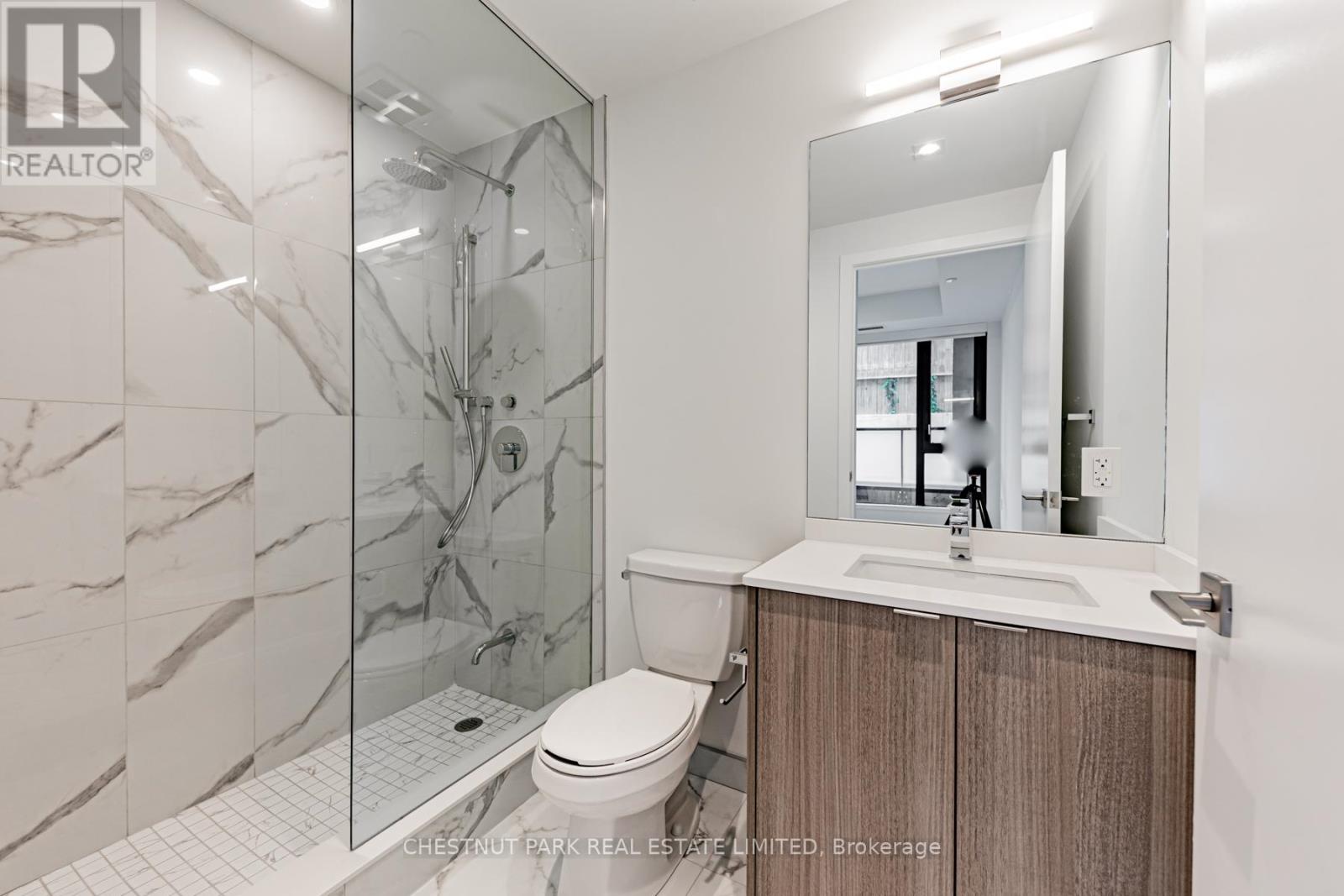 203 - 840 St Clair Avenue W, Toronto, Ontario  M6C 0A4 - Photo 14 - C12723052