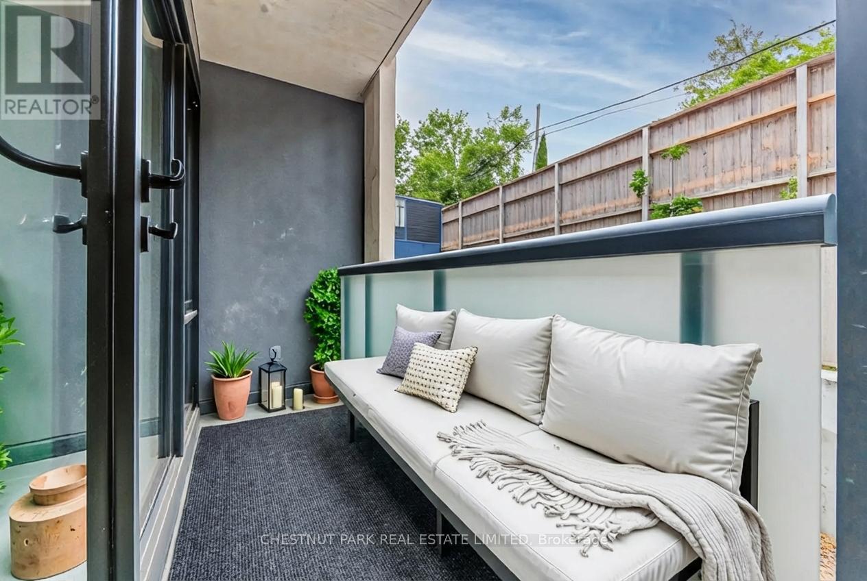 203 - 840 St Clair Avenue W, Toronto, Ontario  M6C 0A4 - Photo 15 - C12723052