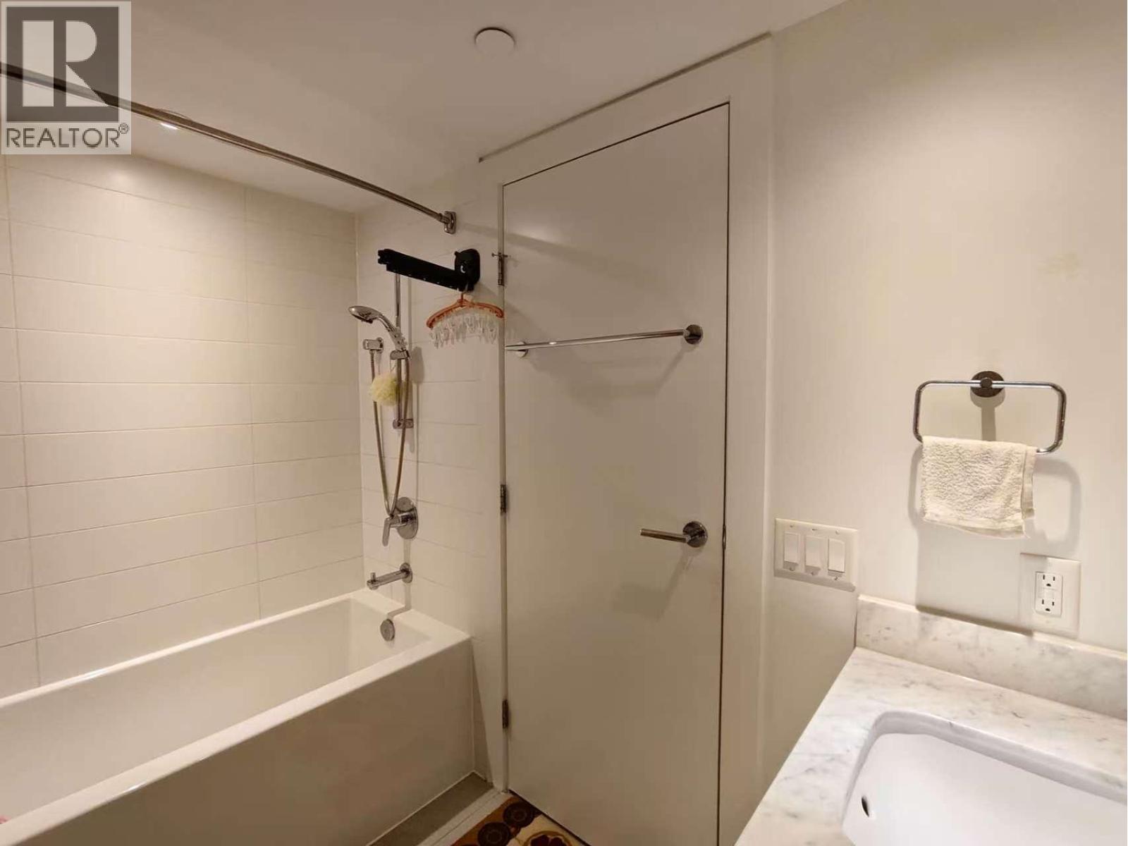 1301 908 Quayside Drive, New Westminster, British Columbia  V3M 0L4 - Photo 17 - R3078394